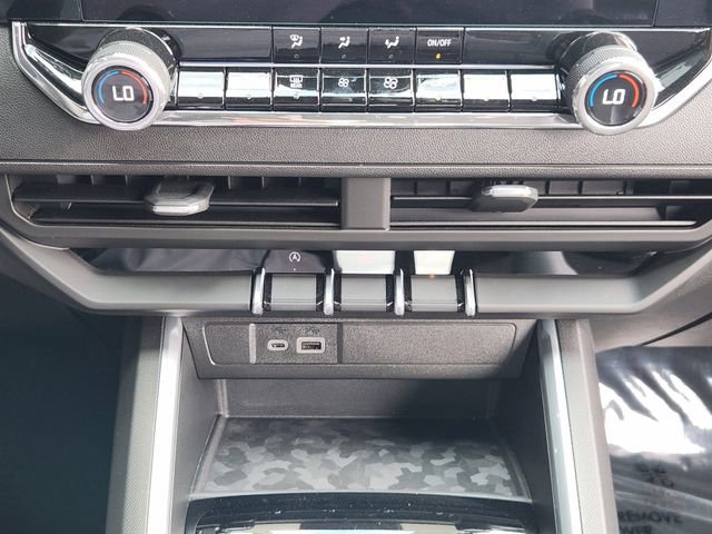 2026 Chevrolet Colorado Trail Boss - Photo 15