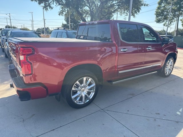 2024 Chevrolet Silverado 1500 High Country photo 2