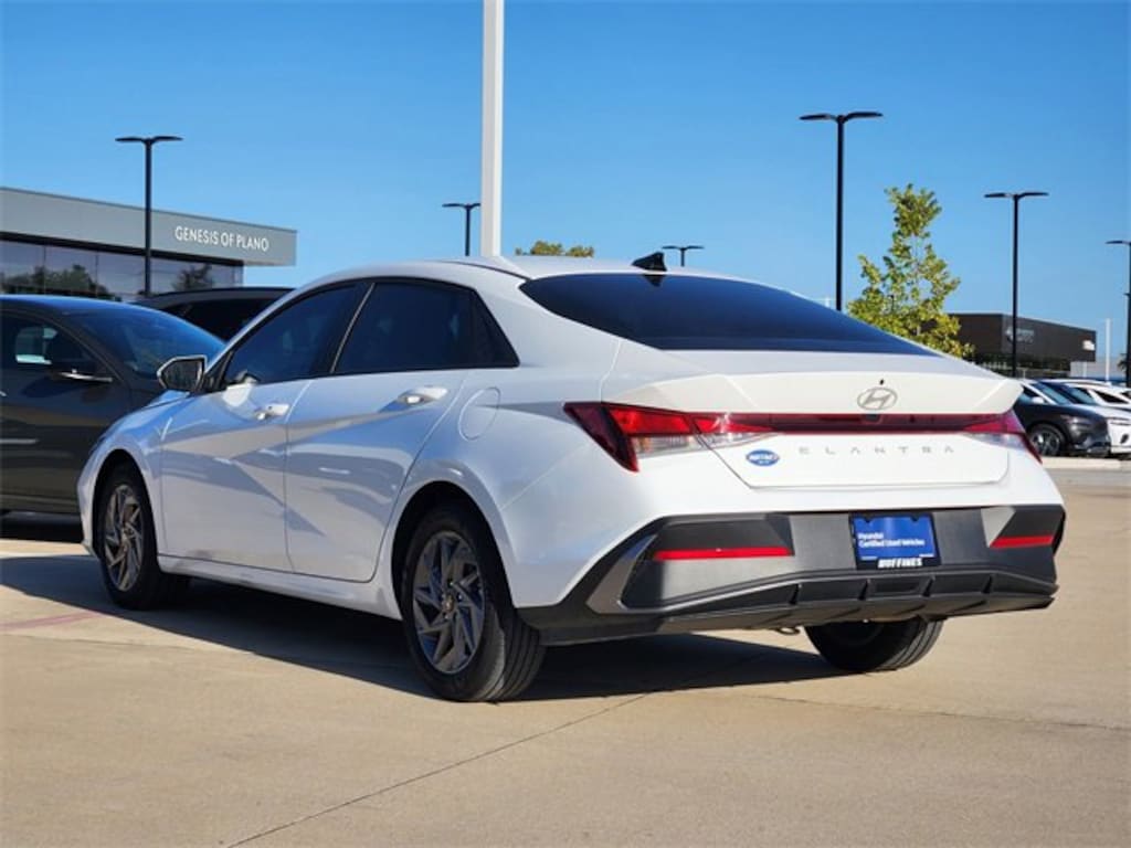 Used 2024 Hyundai Elantra SEL Sedan