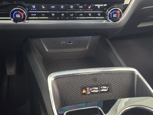 2027 Chevrolet Equinox ACTIV - Photo 15