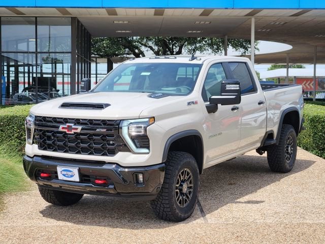 2026 Chevrolet Silverado 2500 HD ZR2 - Photo 3
