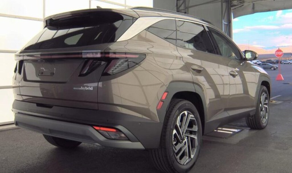 Used 2025 Hyundai Tucson Hybrid Limited SUV