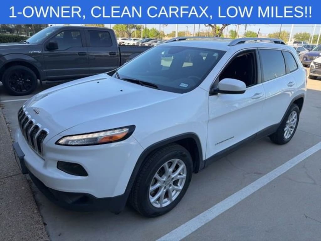 Used 2017 Jeep Cherokee Latitude SUV