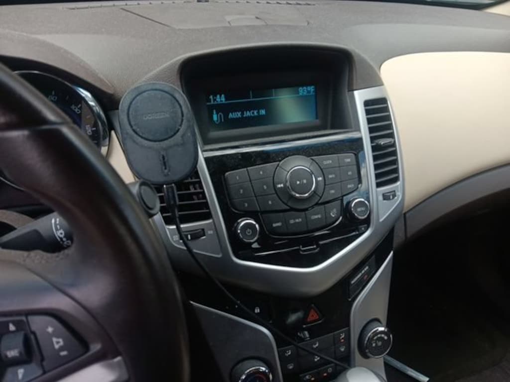 Used 2011 Chevrolet Cruze LT w/2LT Sedan