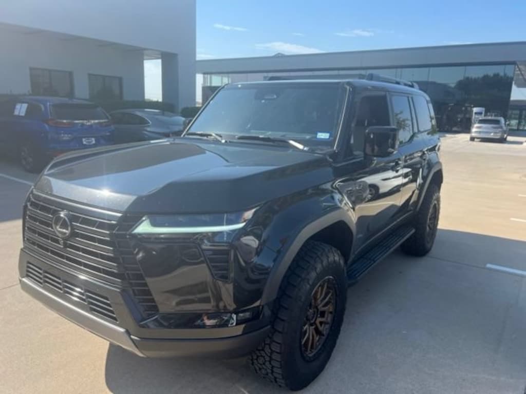 Used 2025 Lexus GX 550 Overtrail SUV