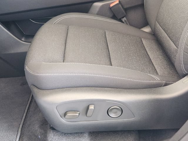 2026 Chevrolet Traverse LT - Photo 19