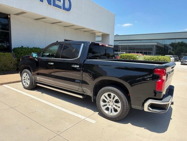 2022 Chevrolet Silverado 1500 LTZ - Photo 4
