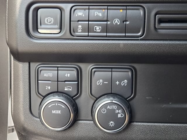 2023 Chevrolet Tahoe RST - Photo 22