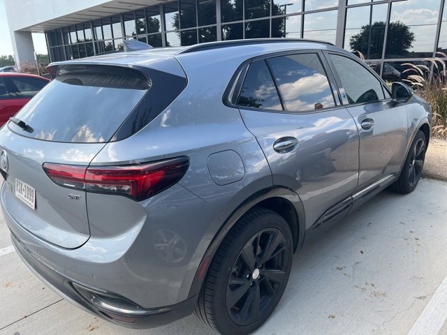 2021 Buick Envision Essence photo 3