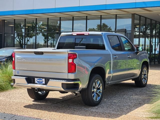 2026 Chevrolet Silverado 1500 LT - Photo 4
