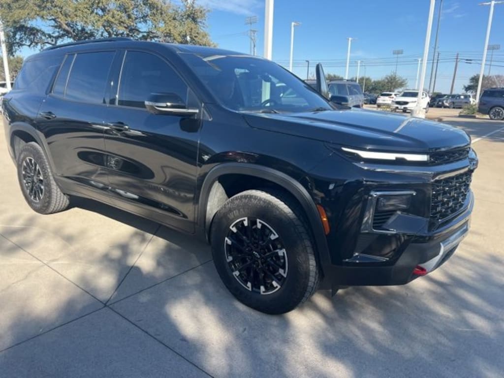 Certified 2025 Chevrolet Traverse Z71 SUV