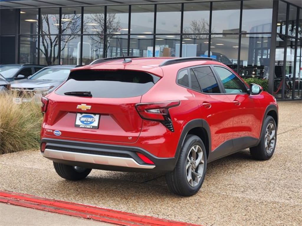 New 2026 Chevrolet Trax LT SUV
