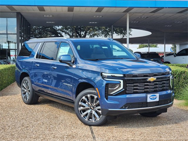 2026 Chevrolet Suburban High Country photo 2