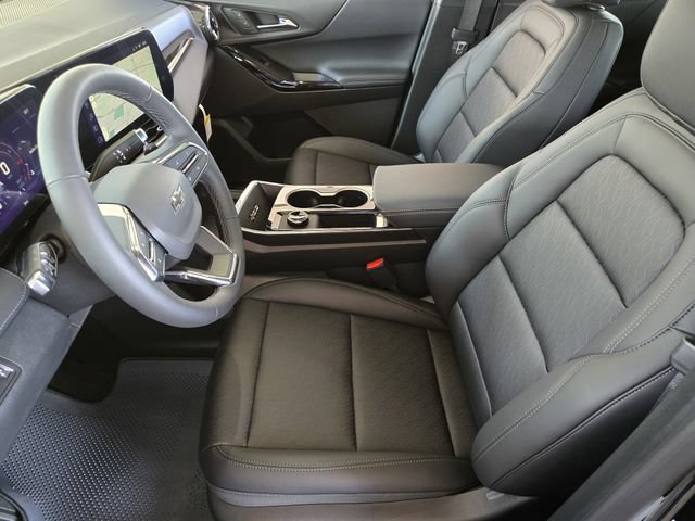 2027 Chevrolet Equinox LT - Photo 9