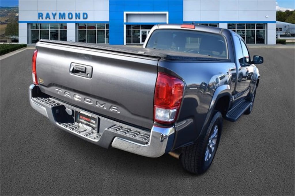 Used 2016 Toyota Tacoma SR5 Truck