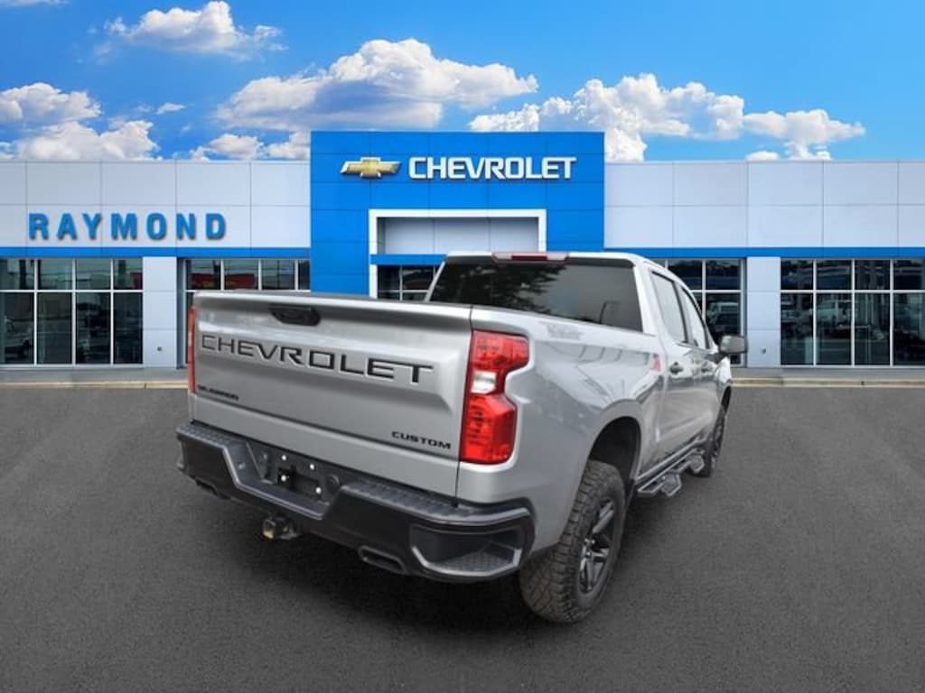 Used 2024 Chevrolet Silverado 1500 Custom Trail Boss Truck