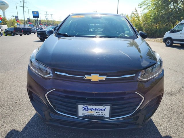 2020 Chevrolet Trax LS photo 3