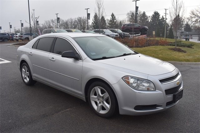 2010 Chevrolet Malibu 1LS's photo