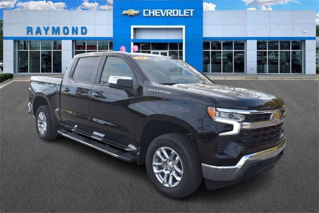 New 2025 Chevrolet Silverado 1500 LT Truck