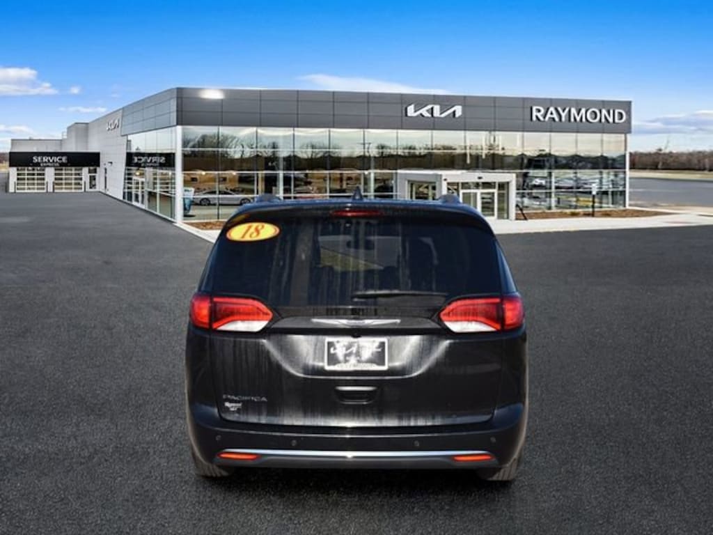 Used 2018 Chrysler Pacifica Touring L Plus Van