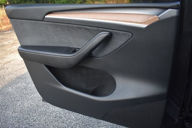 2024 Tesla Model Y Performance - Photo 30