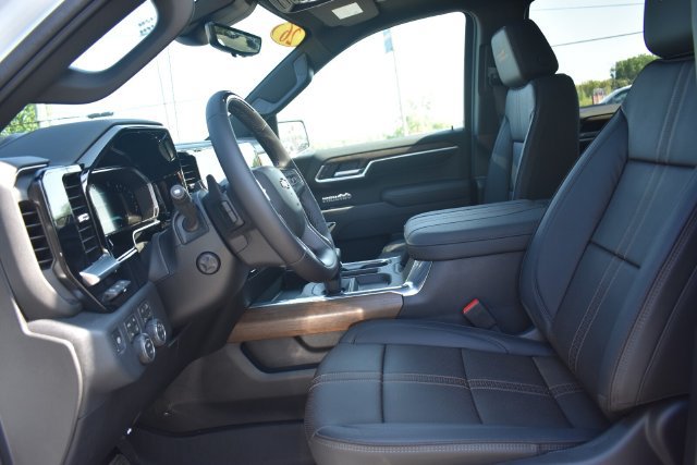 2026 Chevrolet Silverado 1500 High Country - Photo 32