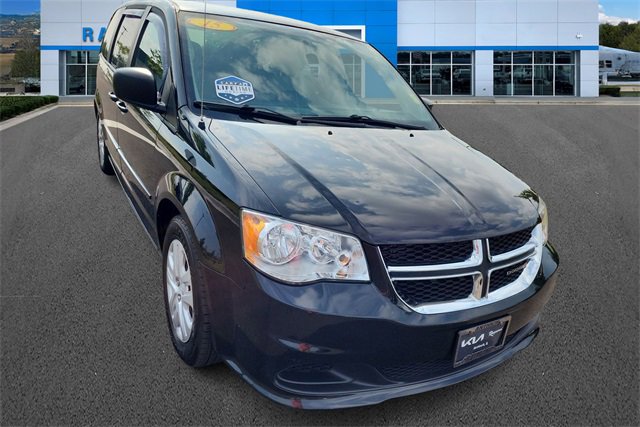 Used 2015 Dodge Grand Caravan SE with VIN 2C4RDGBG1FR702258 for sale in Antioch, IL
