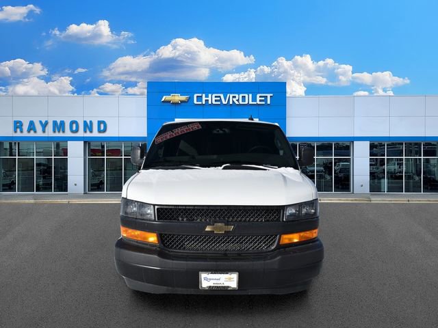 2025 Chevrolet Express Cargo Work Van - Photo 9