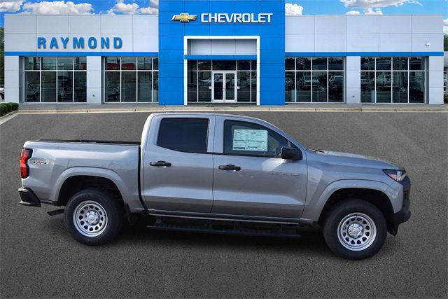 2026 Chevrolet Colorado Work Truck photo 2