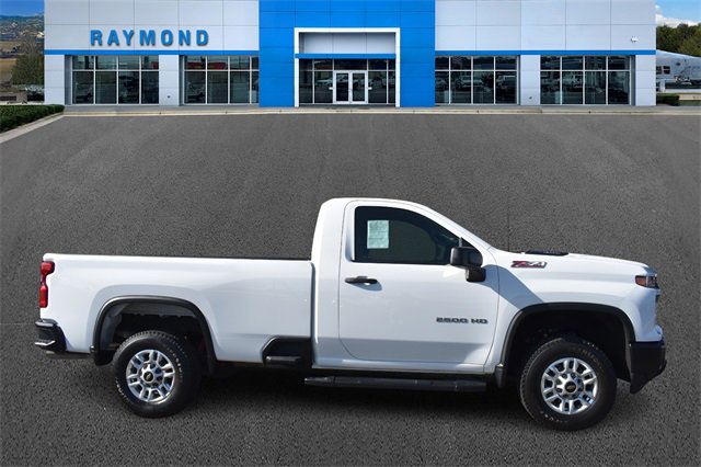 2024 Chevrolet Silverado 2500HD Work Truck photo 2