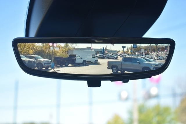 2025 Chevrolet Silverado 1500 LTZ - Photo 34