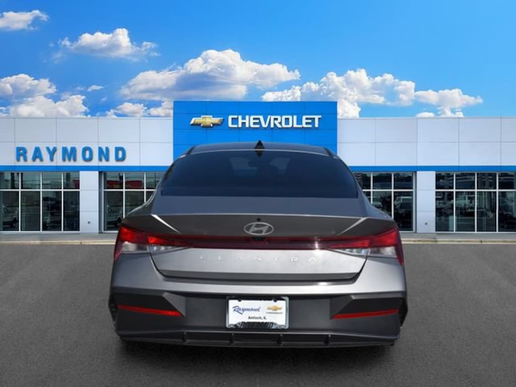 Used 2024 Hyundai Elantra SEL Sedan