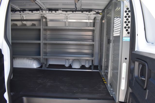 2025 Chevrolet Express Cargo Work Van - Photo 14