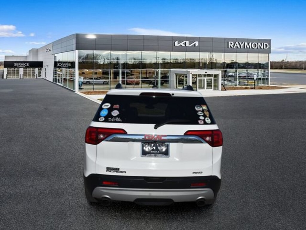 Used 2017 GMC Acadia SLT SUV