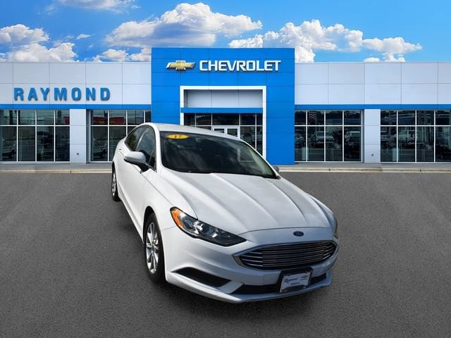 2017 Ford Fusion SE - Photo 9
