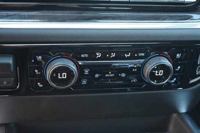 2025 Chevrolet Silverado 1500 LTZ - Photo 35