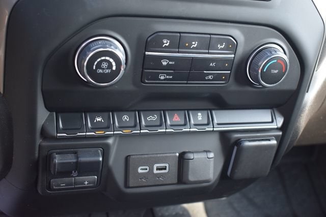 2024 Chevrolet Silverado 1500 Custom - Photo 27