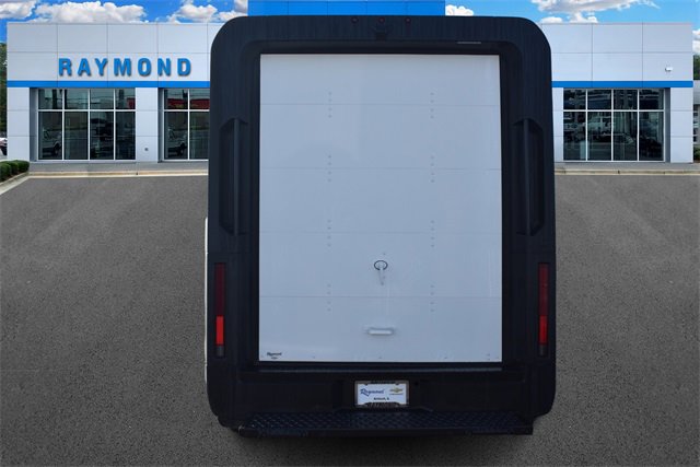 2025 Chevrolet BrightDrop 400 photo 2