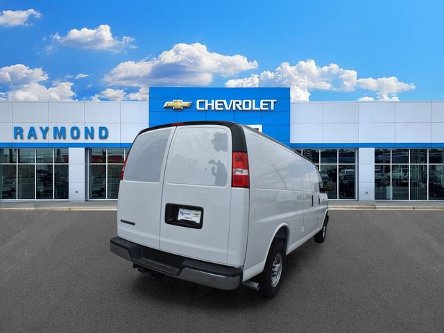 2025 Chevrolet Express Cargo Work Van - Photo 4