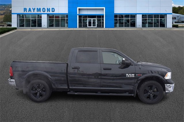 2016 Ram 1500 SLT photo 2