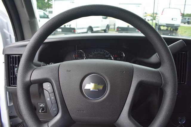 2025 Chevrolet Express Cargo Work Van - Photo 24