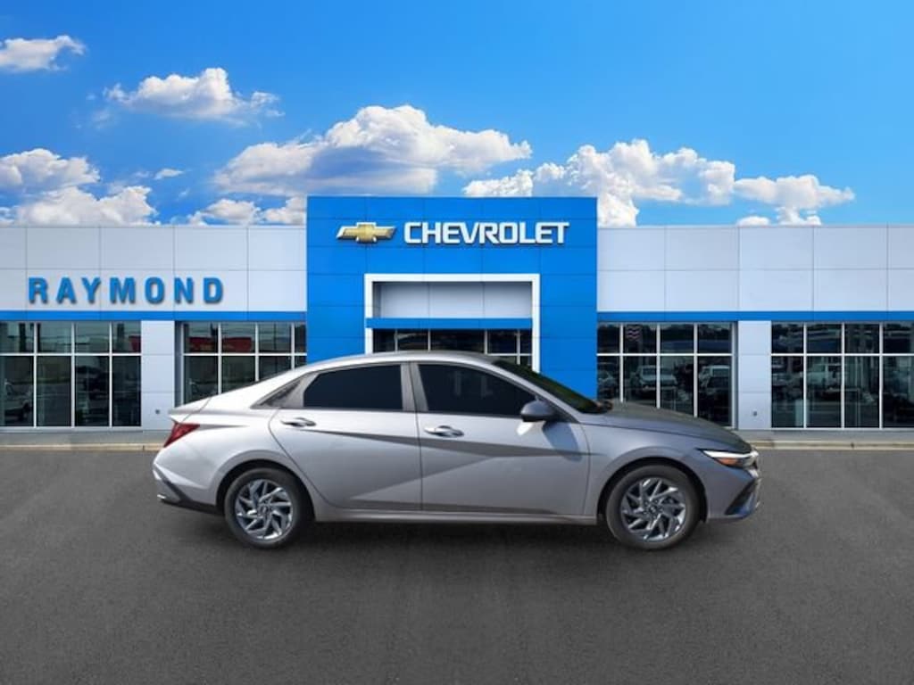 Used 2024 Hyundai Elantra SEL Sedan