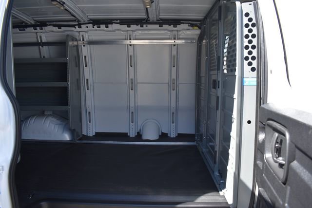 2025 Chevrolet Express Cargo Work Van - Photo 14