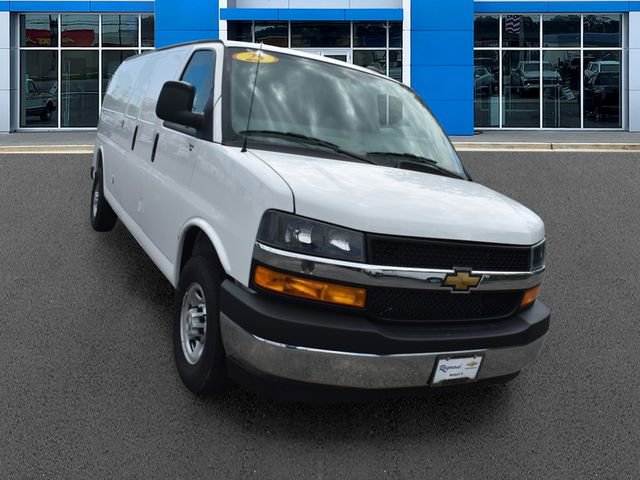 2025 Chevrolet Express Cargo Work Van - Photo 10