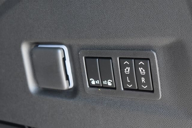 2026 Chevrolet Suburban High Country - Photo 27