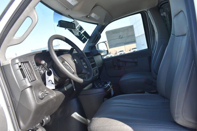 2025 Chevrolet Express Cargo Work Van - Photo 22
