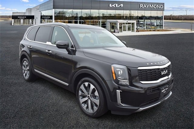 2022 Kia Telluride S's photo