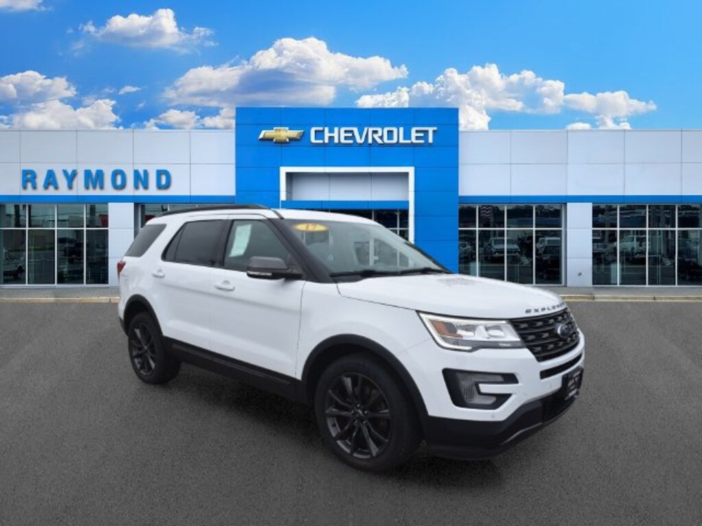 Used 2017 Ford Explorer XLT SUV