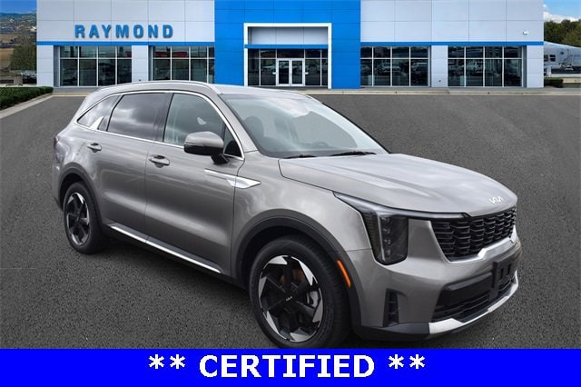 2025 Kia Sorento Hybrid SUV 