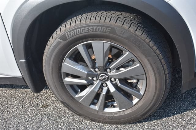2022 Nissan Pathfinder SV - Photo 12